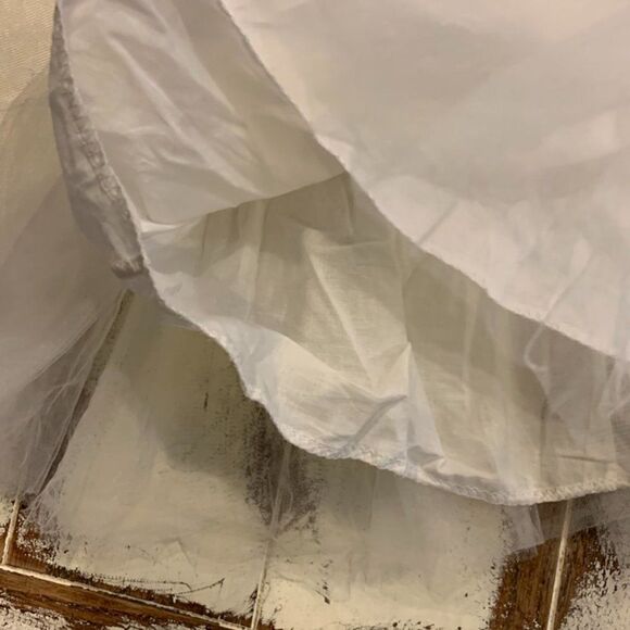 Vogue Fashion Flower Girl Dress - Picture 5 of 8